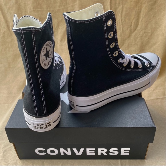 🚫SOLD🚫CONVERSE X-Hi Black Platform Chuck Taylors - Picture 2 of 8